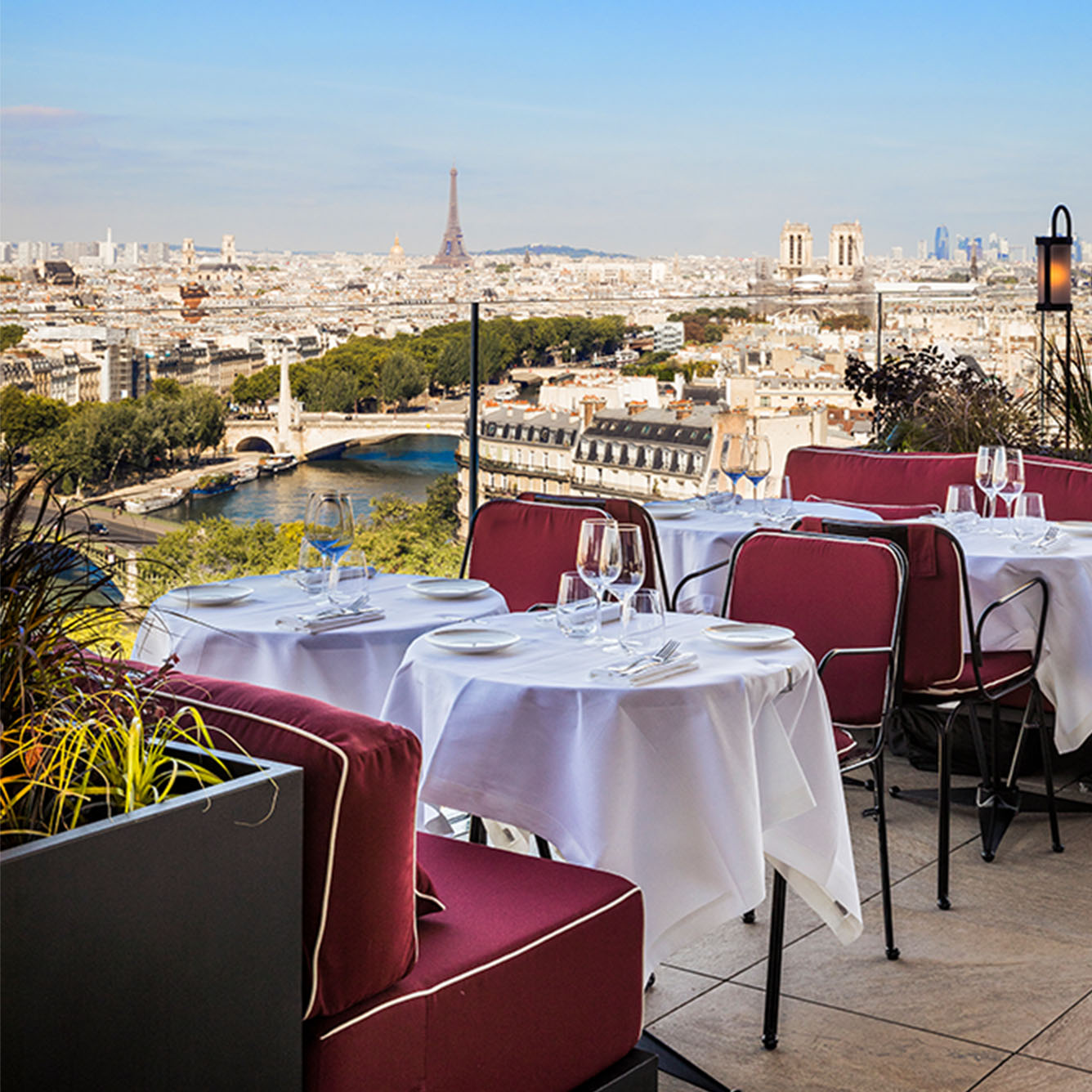 SO/ Paris Terrasse Restaurant Paris View