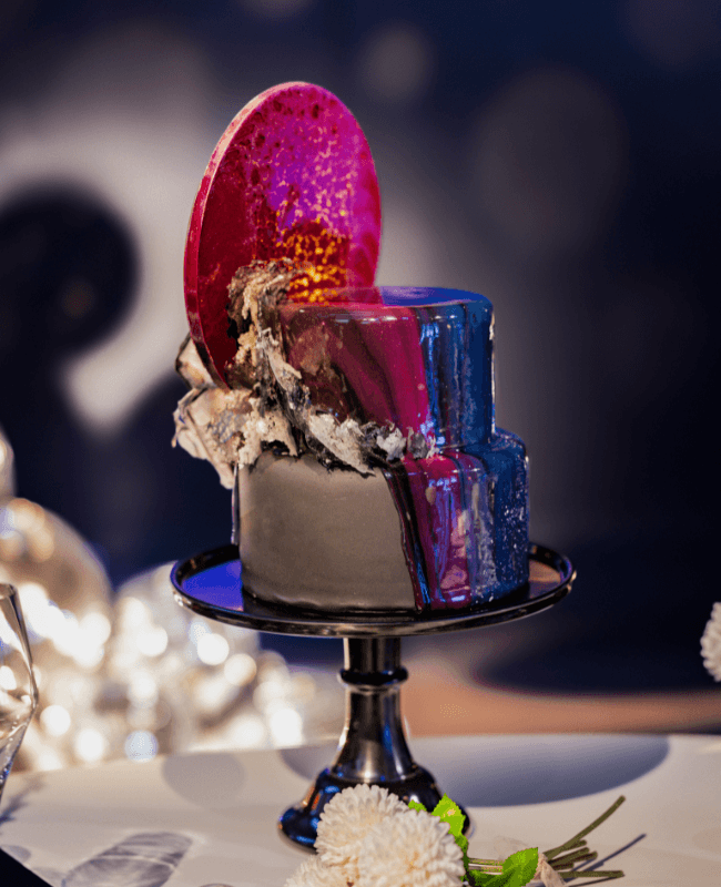 Black Weddingcake by Pastry Chef Annette Fauma